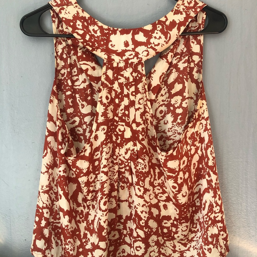 Silk top - Picture 2 of 3